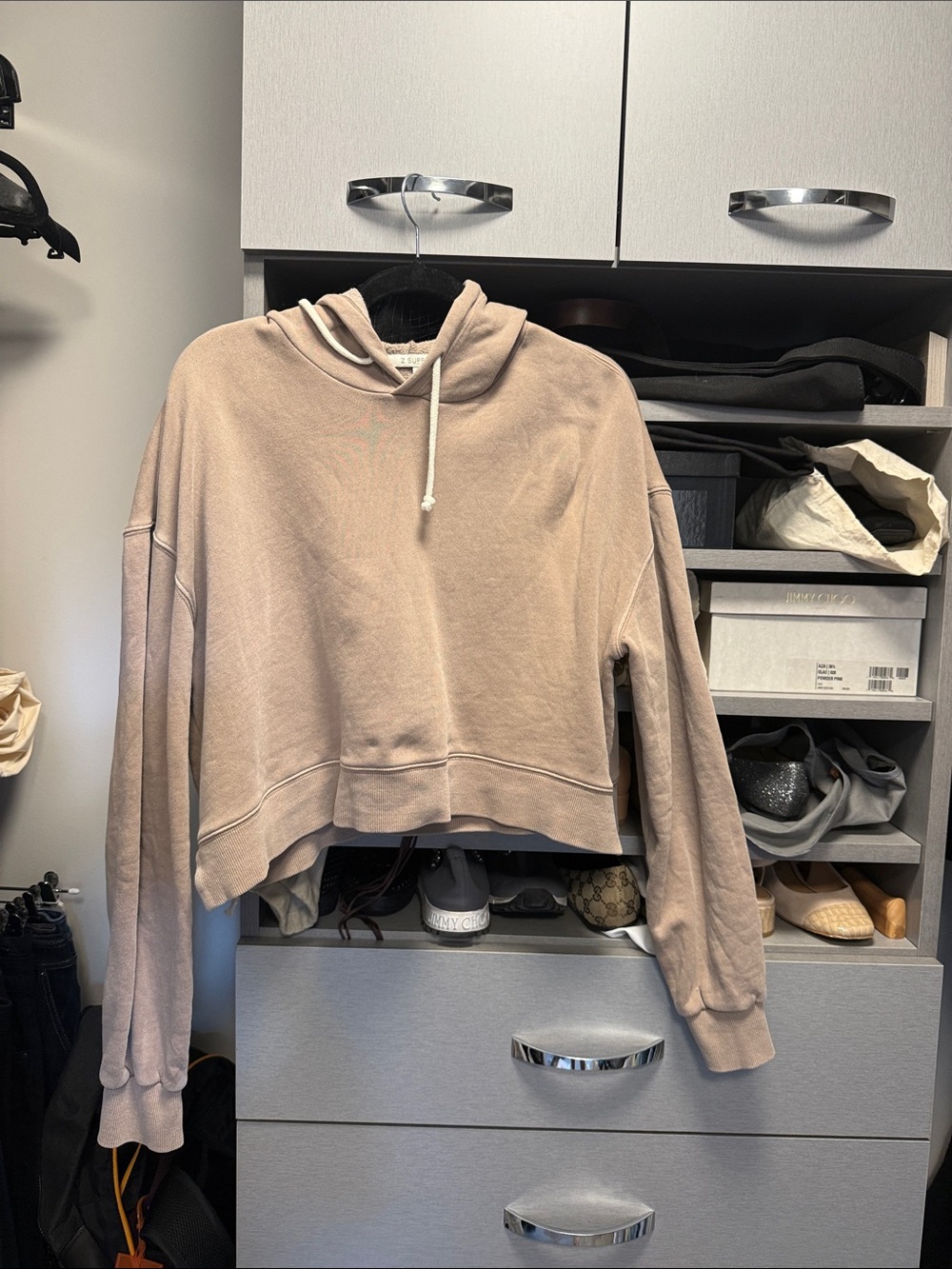 Women’s Cropped Hoodie in Light Taupe